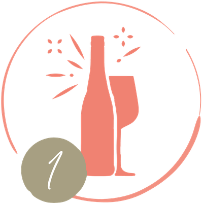 Eine stilisierte Weinflasche steht neben einem Glas, umgeben von dekorativen Elementen und einem sanften Farbton, daneben steht die Zahl 1. 