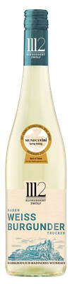 Eine elegante Flasche Weißburgunder mit einem blauen Etikett und einer goldenen Auszeichnung für den besten Wein.
